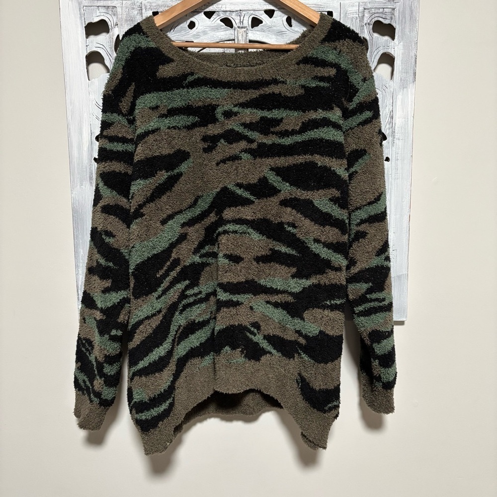 Barefoot Dreams Seaside Crew Neck Pullover Dark Green/Black Camo Sweater size 3X